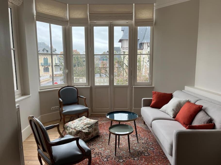 Deauville Fabuleux 2/3 Pieces Refait A Neuf Extérieur photo
